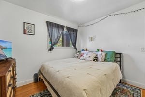 1001 Temple Ave-S2808-043.jpg