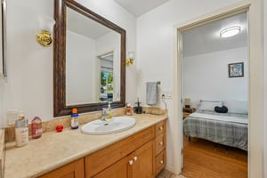 1001 Temple Ave-S2808-052.jpg