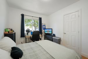 1001 Temple Ave-S2808-057.jpg