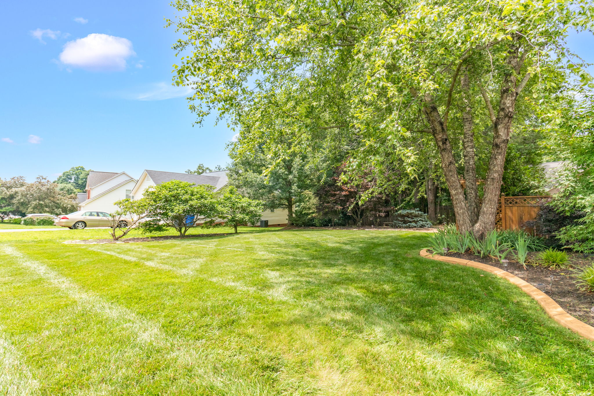 1001 Woodland Pointe Dr-31