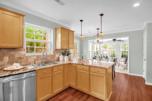 1001 Woodland Pointe Dr-11