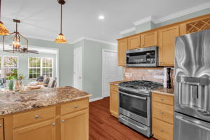 1001 Woodland Pointe Dr-12