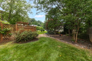 1001 Woodland Pointe Dr-27