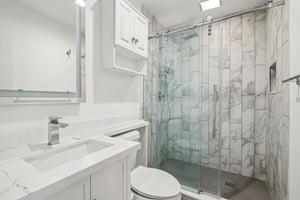 Lakeside Gables Dr-042.jpg
