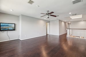 Lakeside Gables Dr-043.jpg