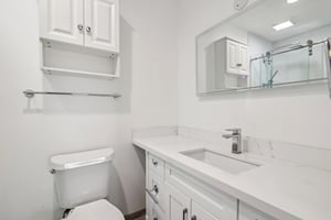 Lakeside Gables Dr-051.jpg