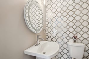 Lakeside Gables Dr-053.jpg