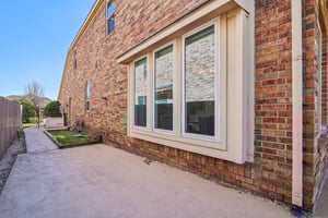 Lakeside Gables Dr-058.jpg