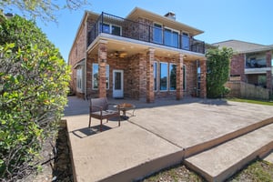 Lakeside Gables Dr-062.jpg
