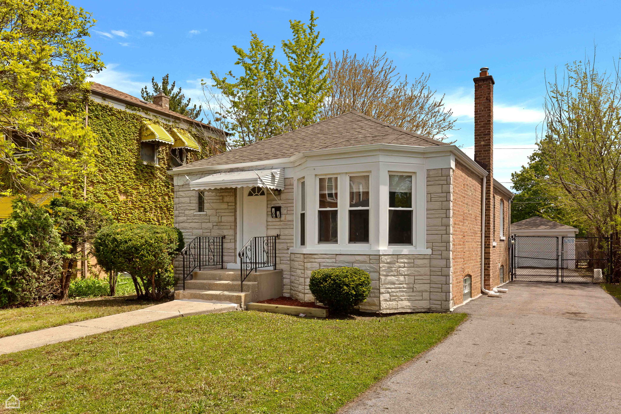 10015 S Emerald Ave_001