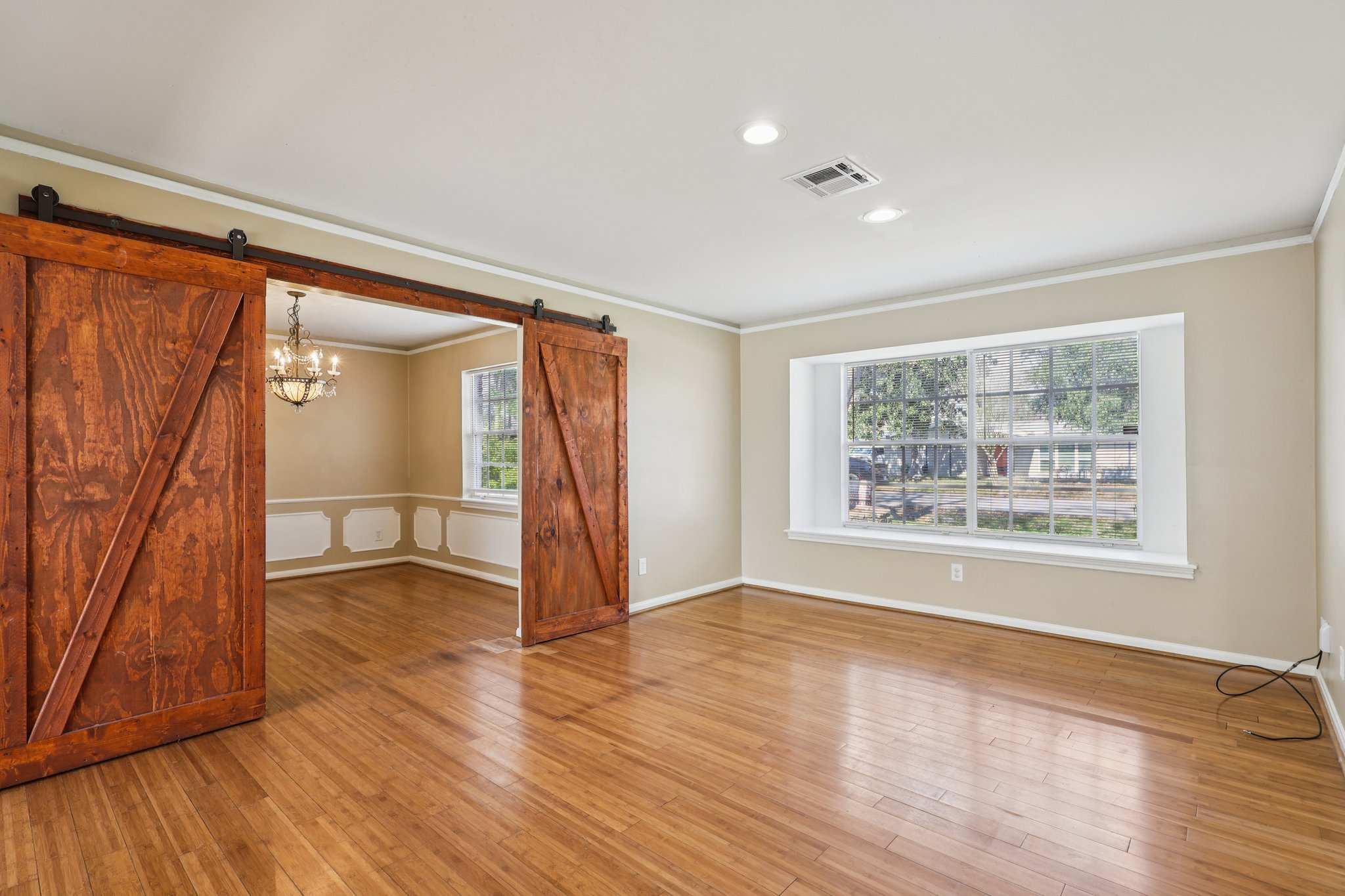 Warwana Rd-S1302-015.jpg