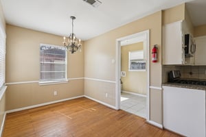 Warwana Rd-S1302-012.jpg