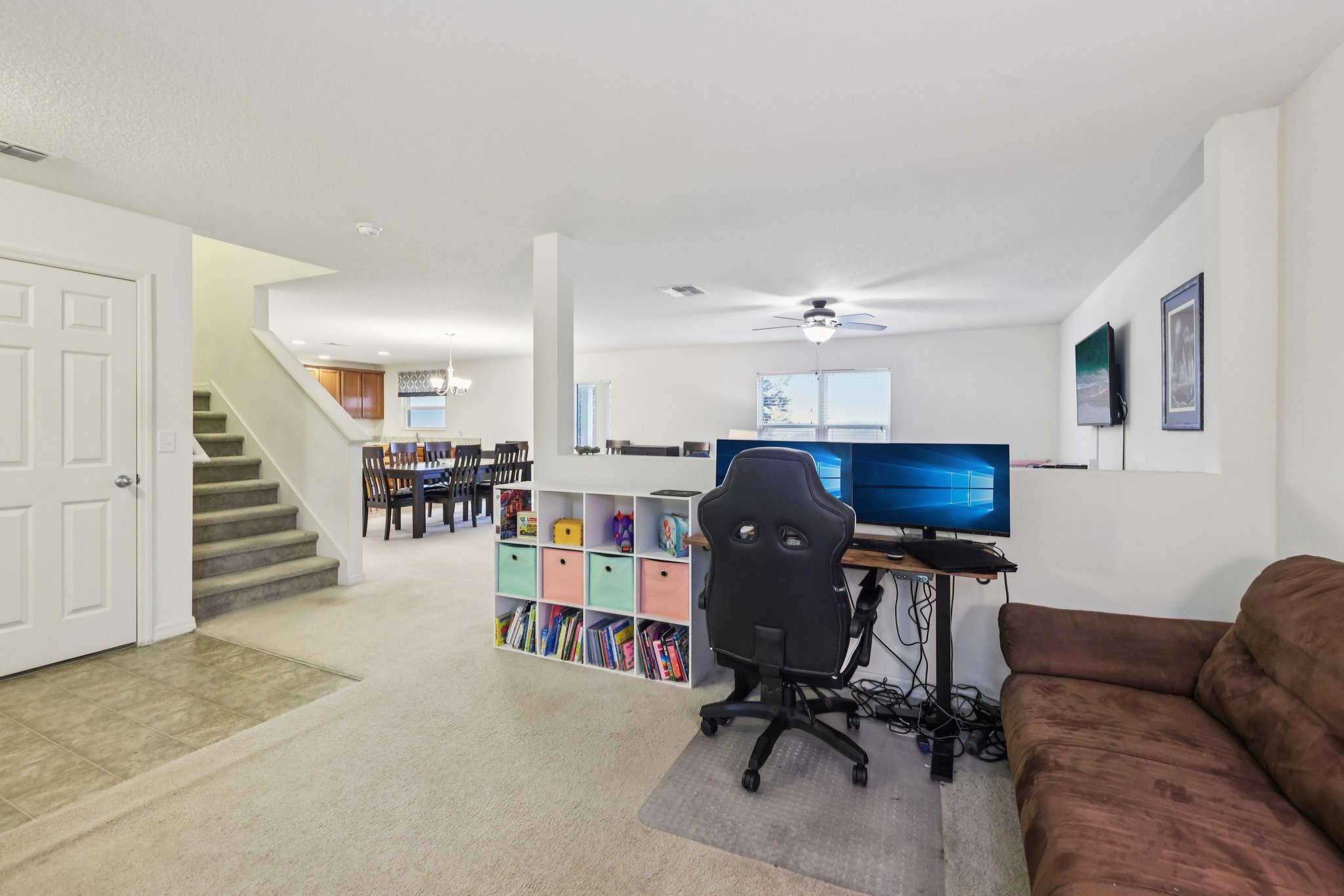 Weathers Loop-S0602-007.jpg