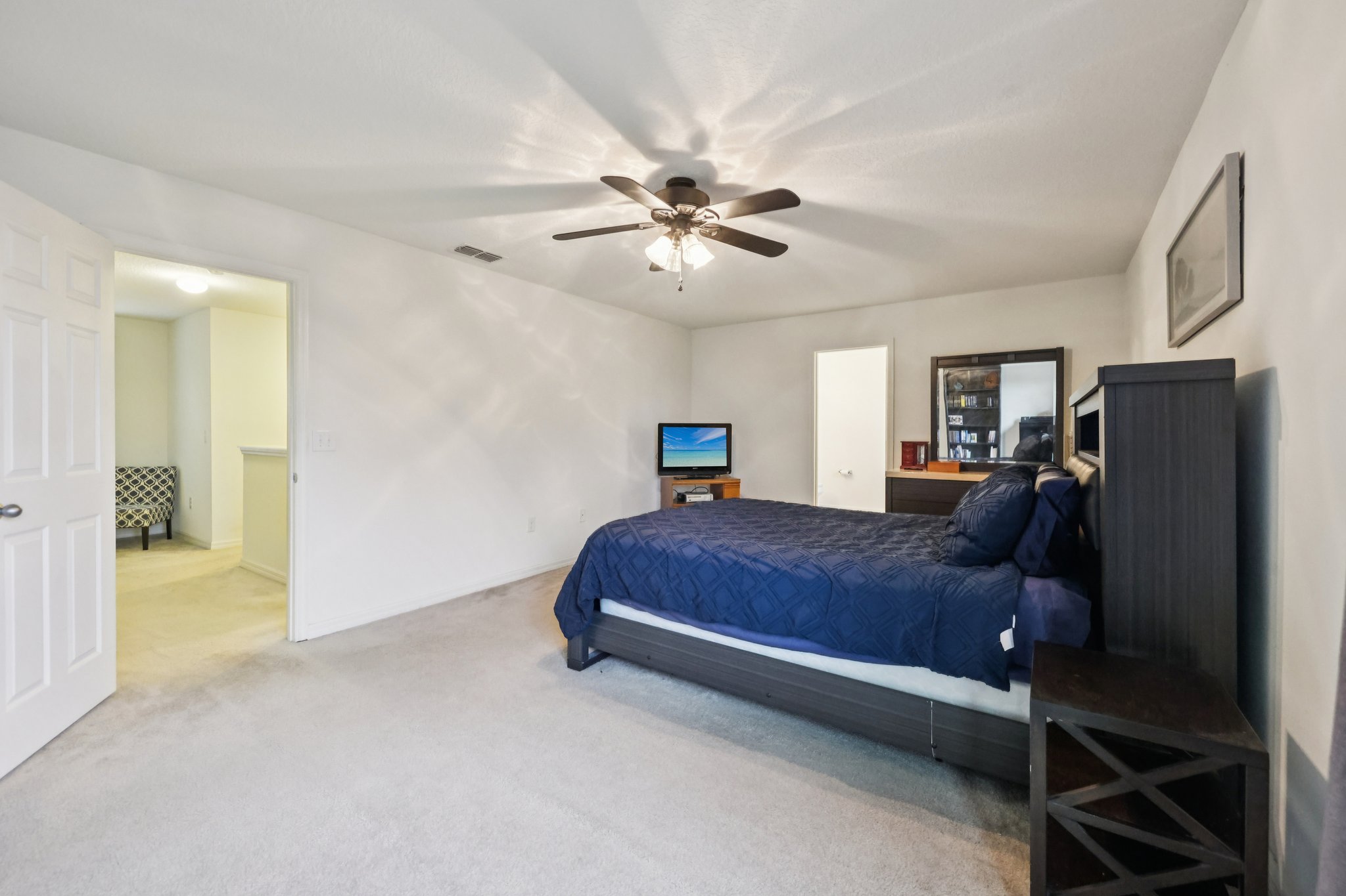 Weathers Loop-S0602-025.jpg