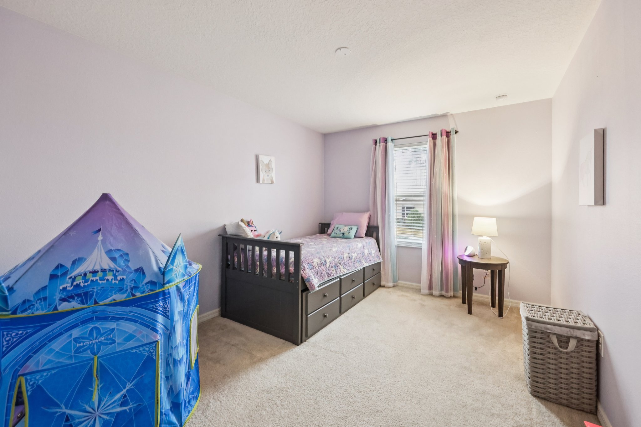 Weathers Loop-S0602-034.jpg