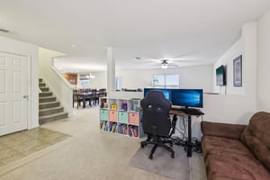 Weathers Loop-S0602-007.jpg