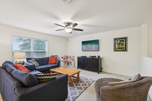 Weathers Loop-S0602-008.jpg