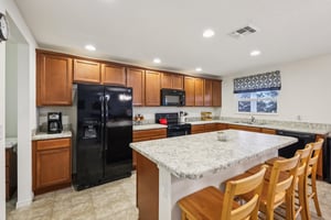 Weathers Loop-S0602-016.jpg