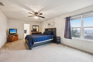 Weathers Loop-S0602-024.jpg