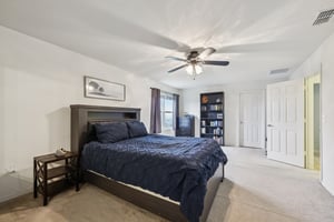 Weathers Loop-S0602-026.jpg