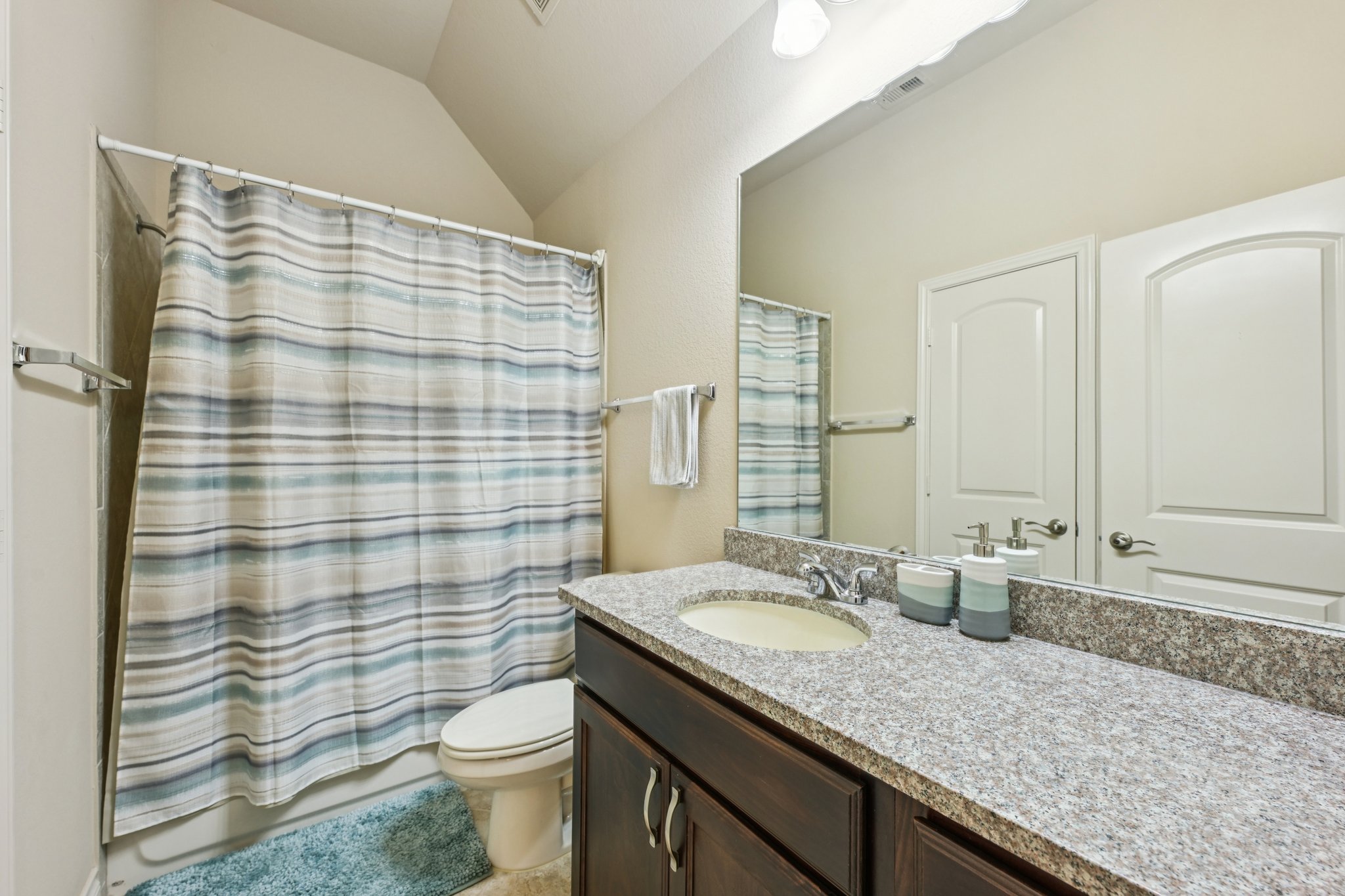 Foggy Riv-L0801-024.jpg