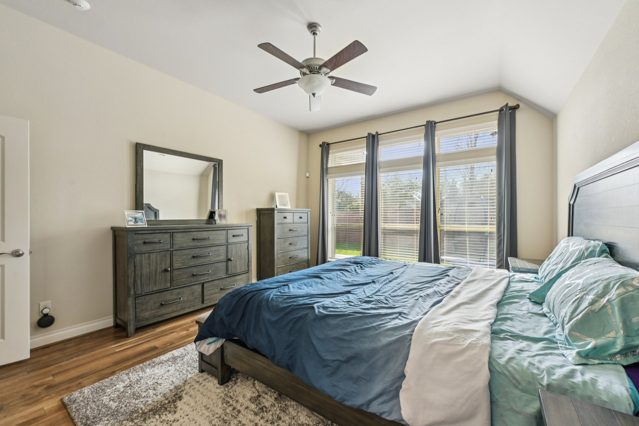 Foggy Riv-L0801-031.jpg