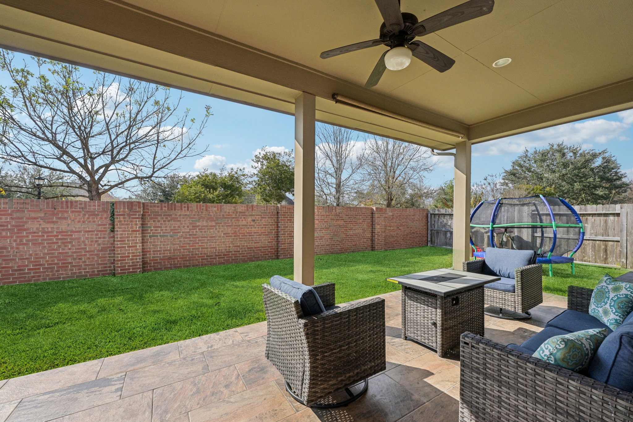 Foggy Riv-L0801-040.jpg