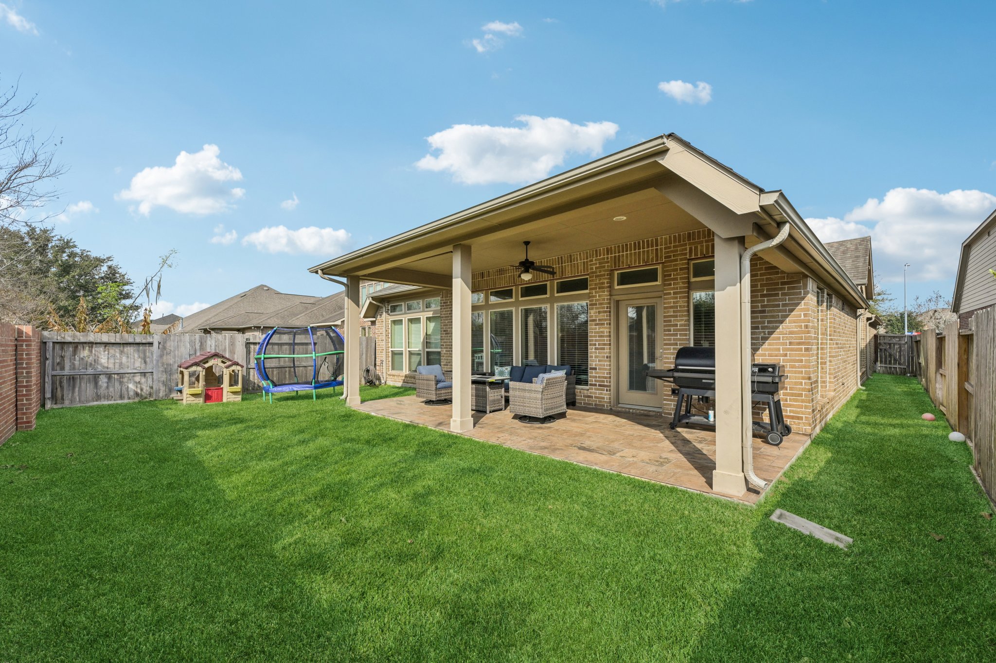 Foggy Riv-L0801-041.jpg