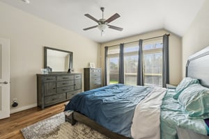 Foggy Riv-L0801-031.jpg