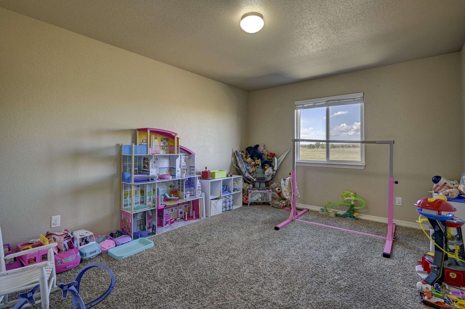  Photo 23