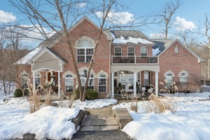 Chesterfield Forest Dr-S0402-001.jpg