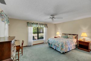1002 E Gaucho Cir, Deltona, FL 32725, USA Photo 13