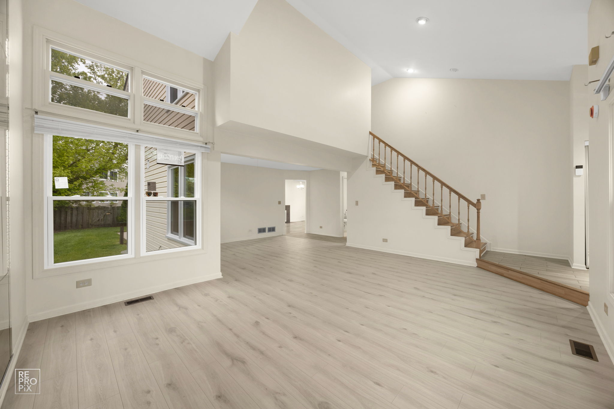 1002 Hobson Dr, Buffalo Grove, IL 60089_008