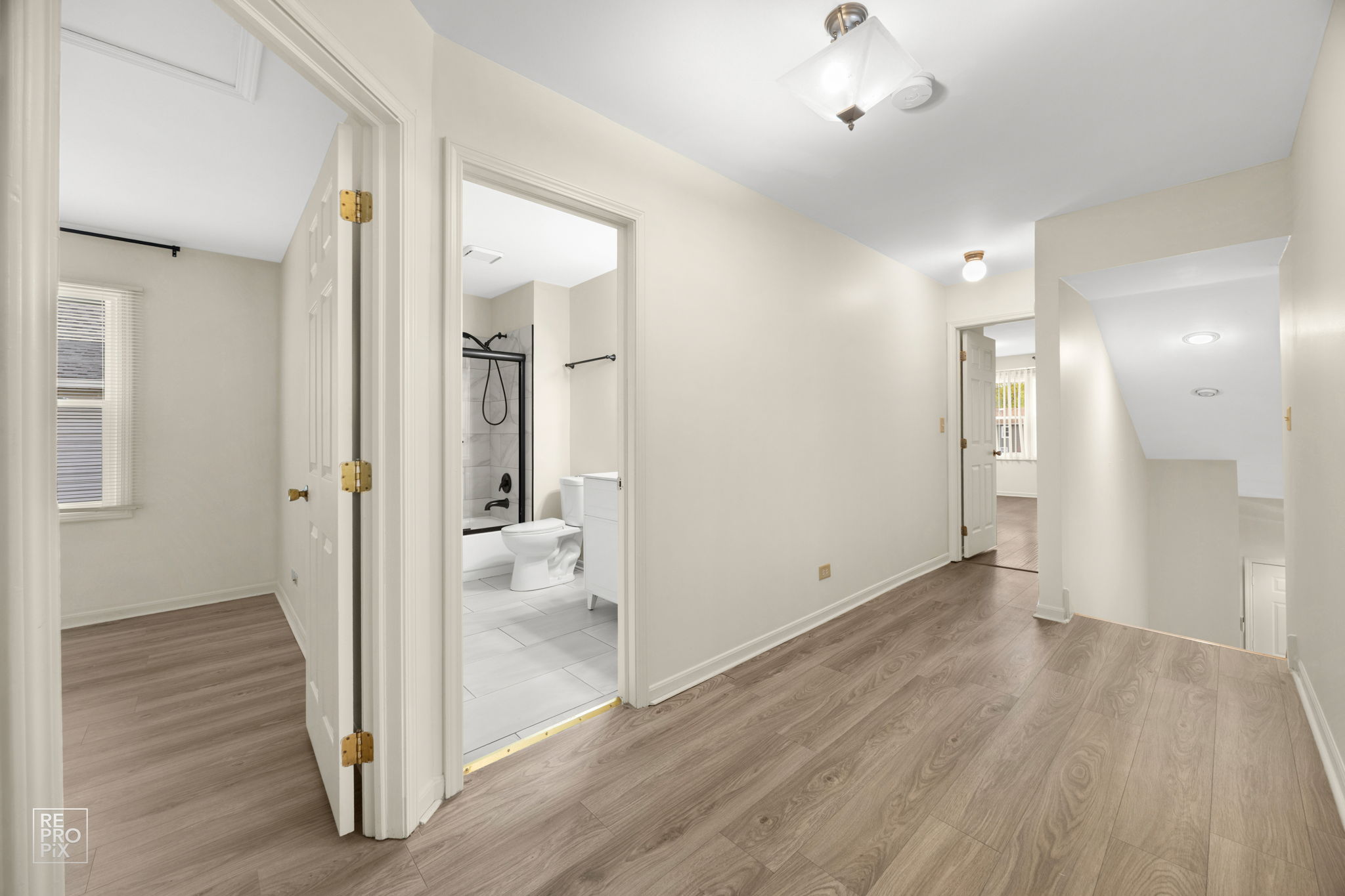 1002 Hobson Dr, Buffalo Grove, IL 60089_022