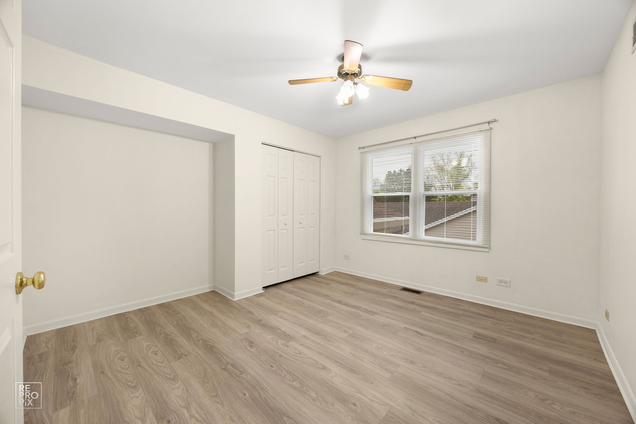 1002 Hobson Dr, Buffalo Grove, IL 60089_023
