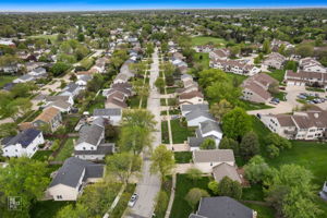 1002 Hobson Dr, Buffalo Grove, IL 60089_002