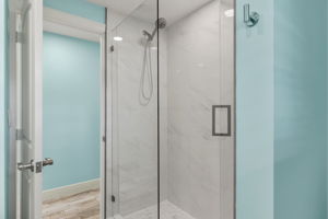 Guest Bathroom 2 of 2