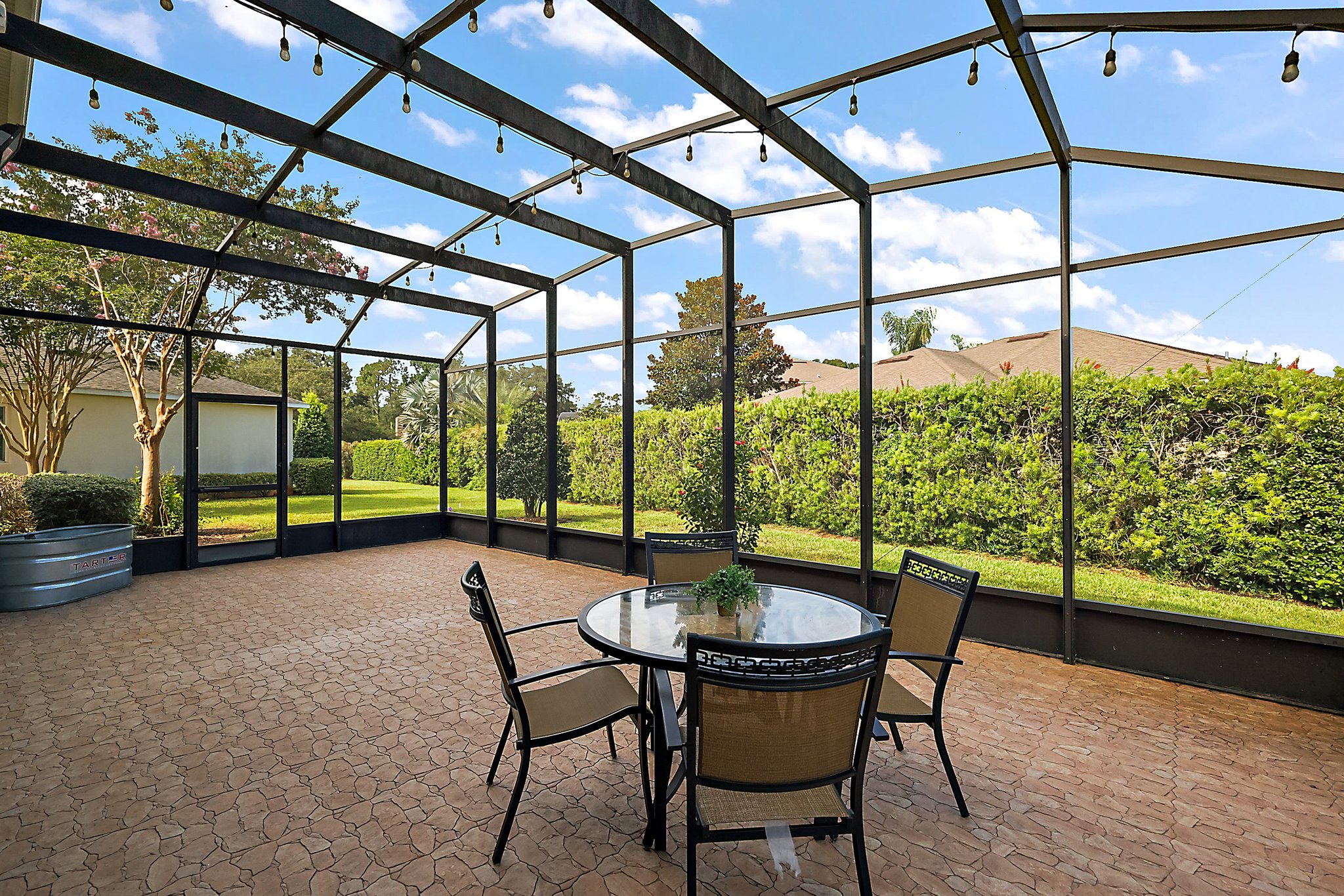 Birdcage with Privacy Landscaping