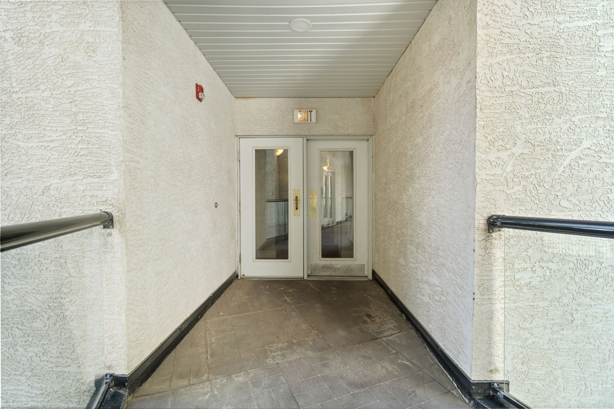  Photo 36