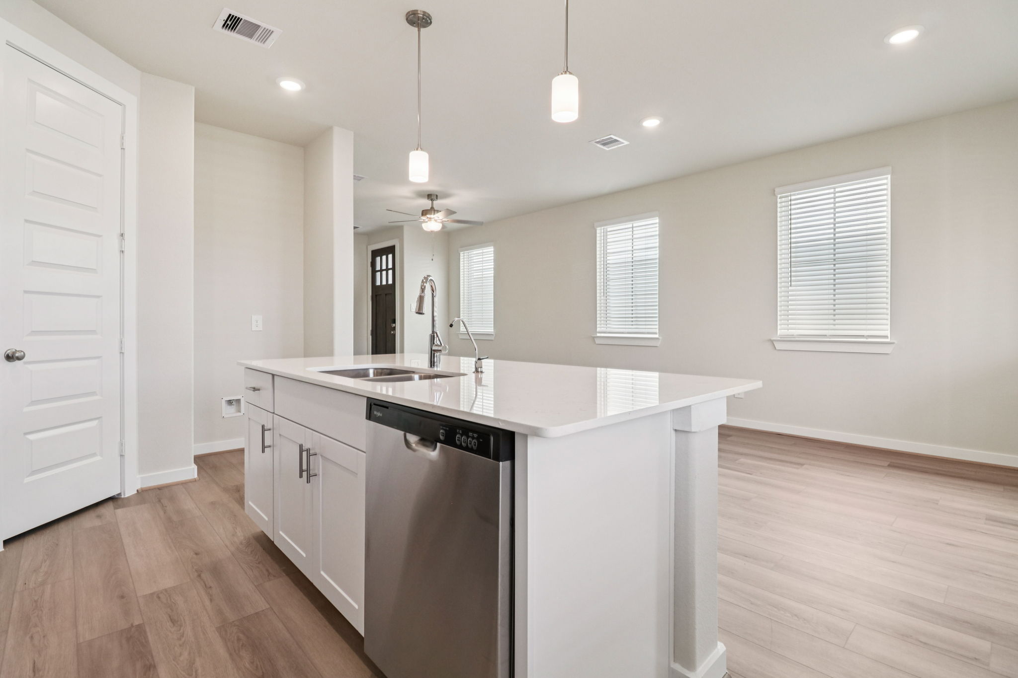 Houston - Spring Brook Village - 10024 Rustic Charm St Houston TX 77080 - 014