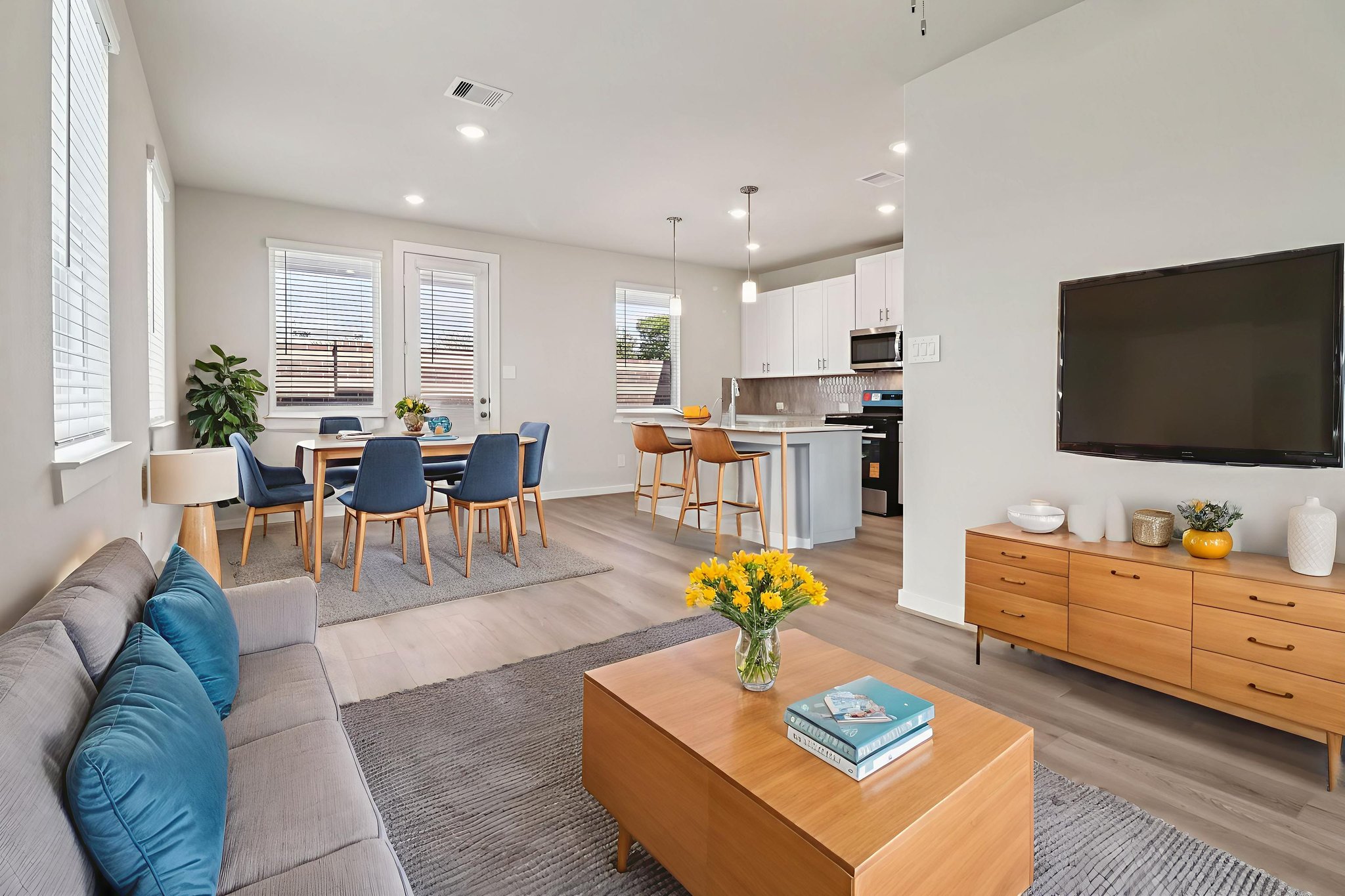 Houston - Spring Brook Village - 10024 Rustic Charm St Houston TX 77080 - 007 virtually staged.jpeg