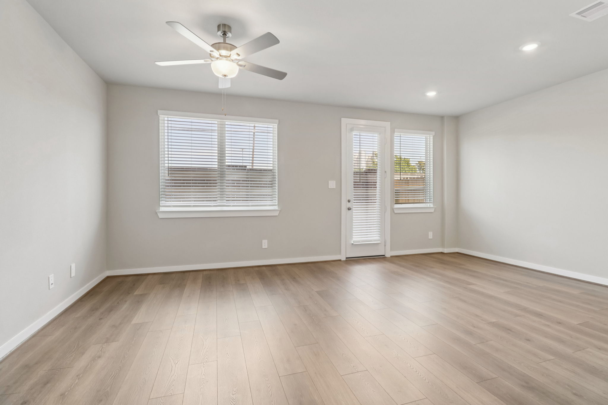 Houston - Spring Brook Village - 10026 Rustic Charm St Houston TX 77080 - 004