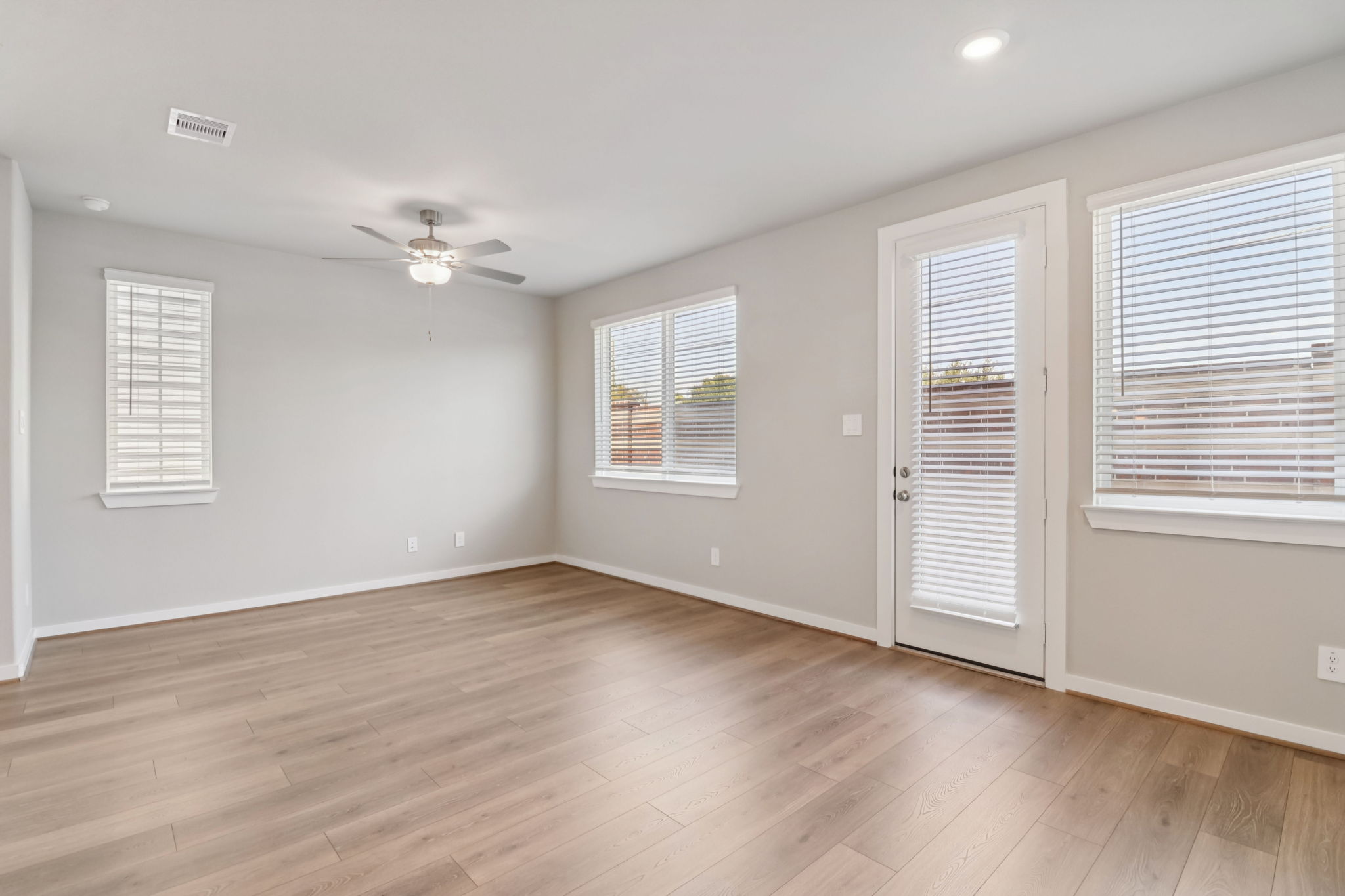 Houston - Spring Brook Village - 10026 Rustic Charm St Houston TX 77080 - 005