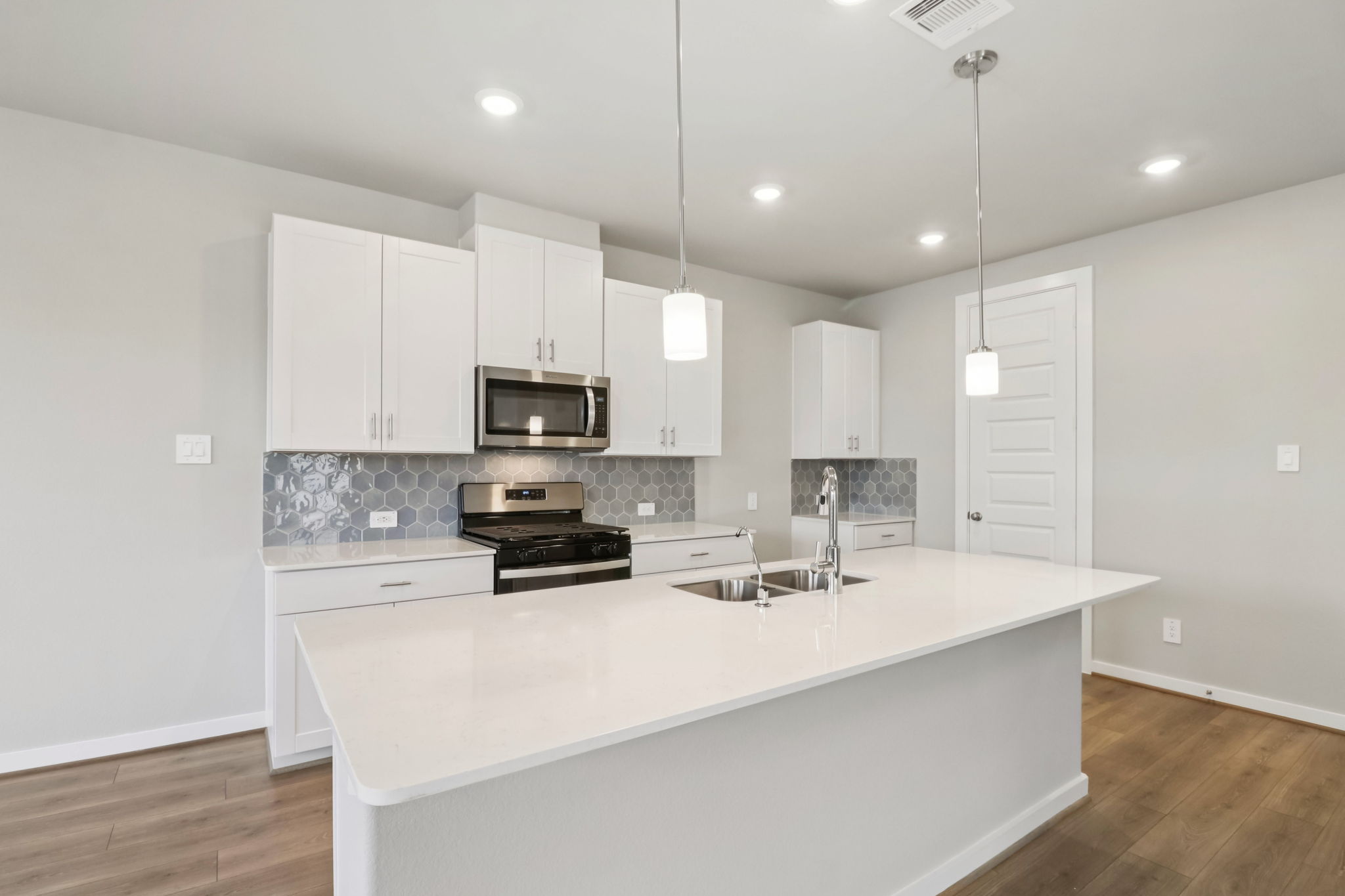 Houston - Spring Brook Village - 10026 Rustic Charm St Houston TX 77080 - 009