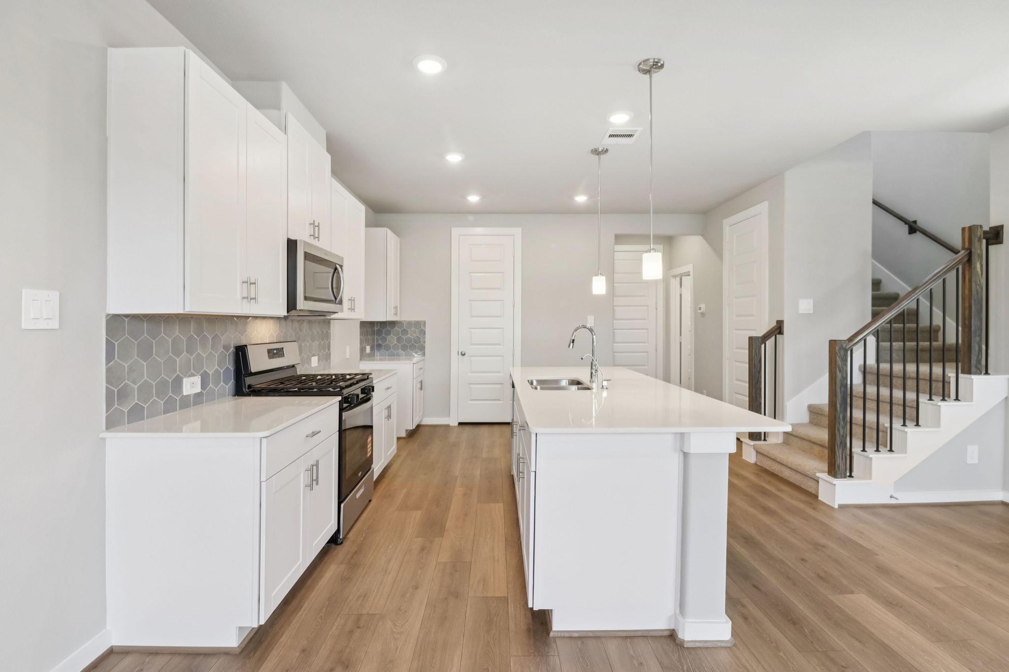 Houston - Spring Brook Village - 10026 Rustic Charm St Houston TX 77080 - 010