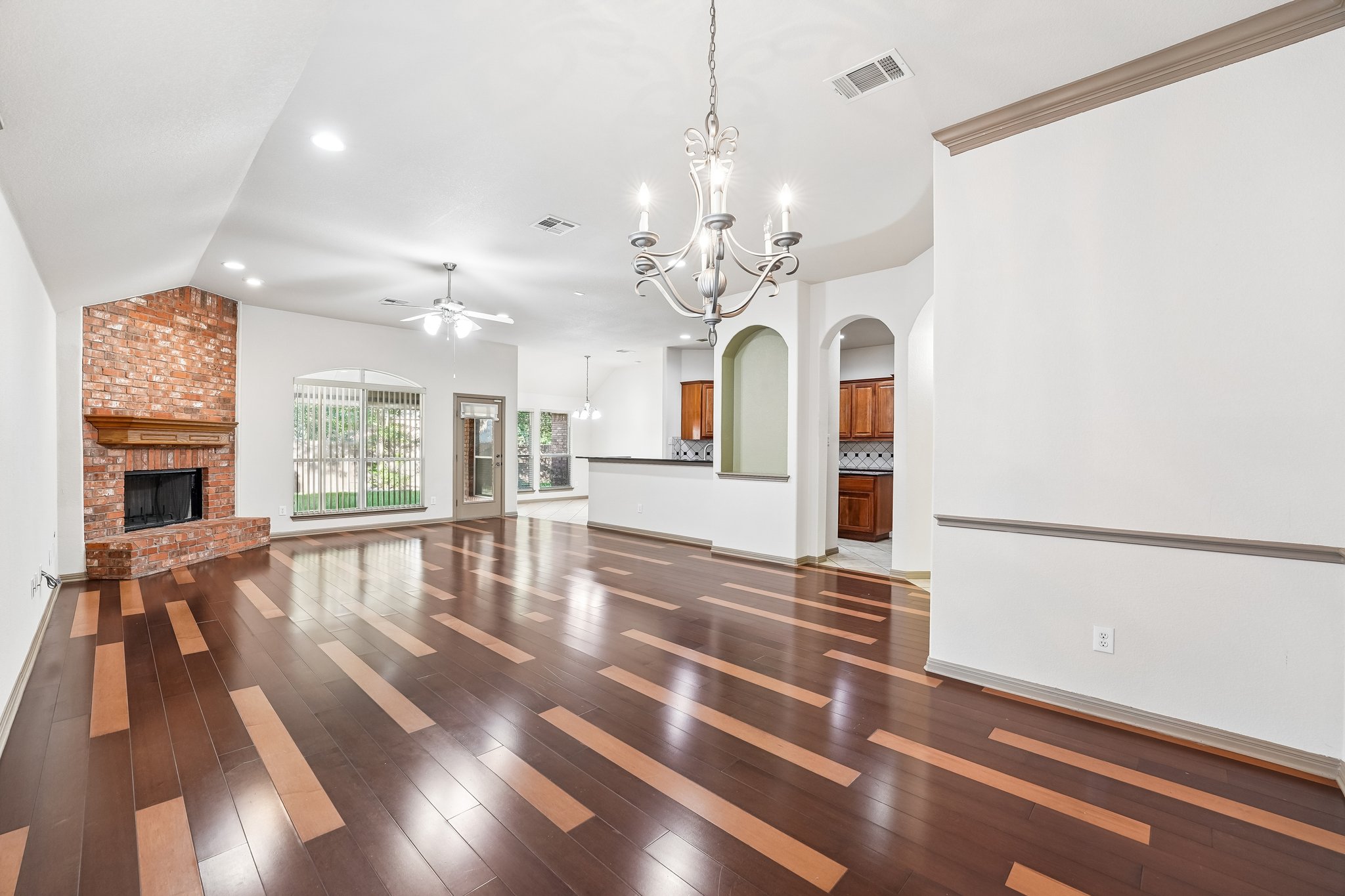 10028 Lisi Anne Dr-S2307-010.jpg