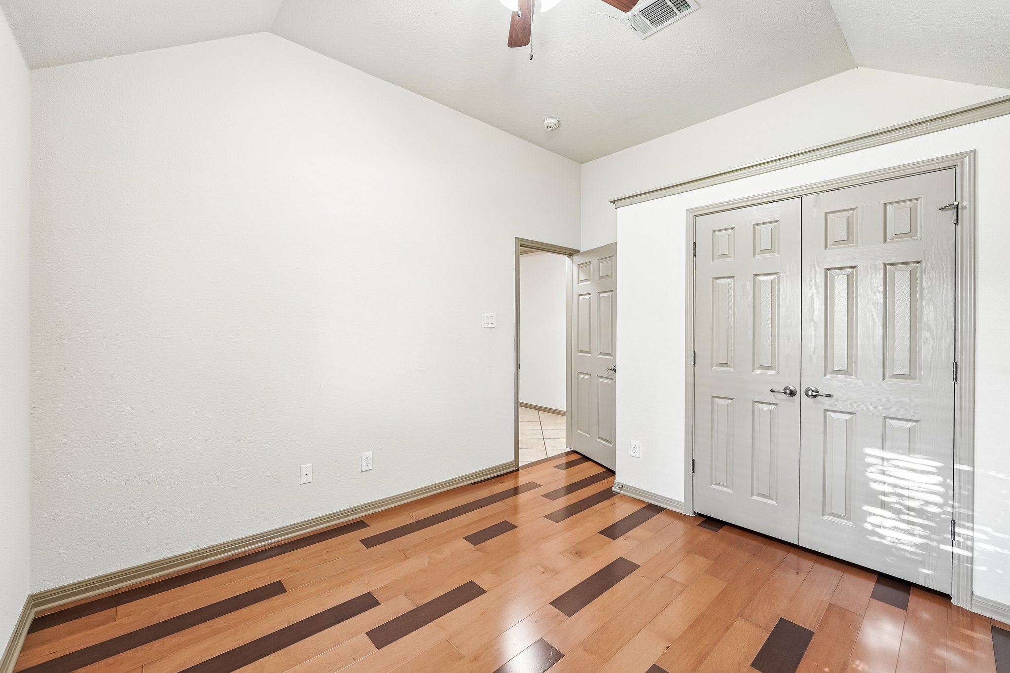 10028 Lisi Anne Dr-S2307-024.jpg