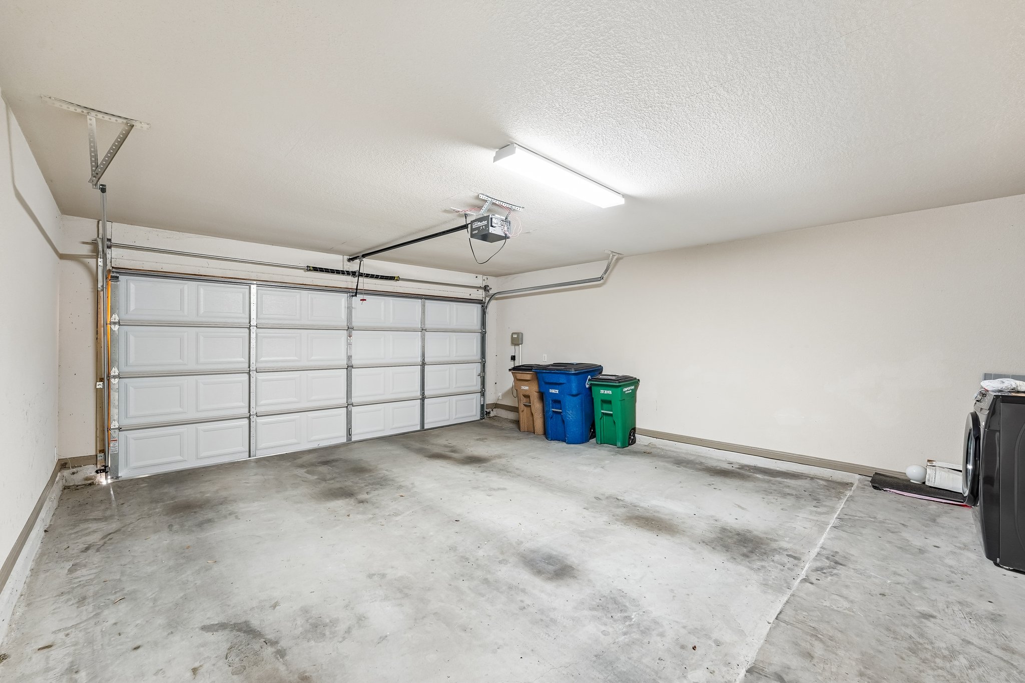 10028 Lisi Anne Dr-S2307-031.jpg
