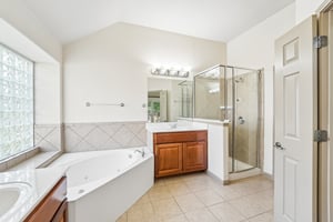 10028 Lisi Anne Dr-S2307-029.jpg