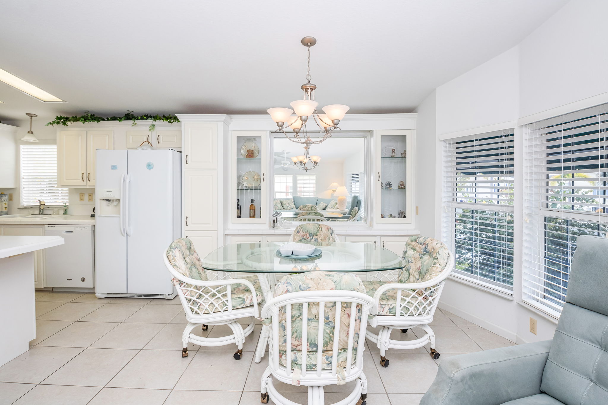 1003 Crystal Lake Dr, Naples, FL 34120, USA Photo 9